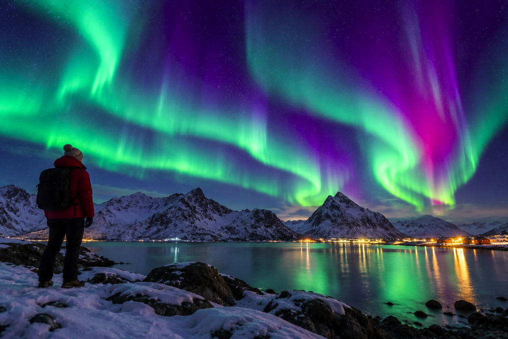 Northern Lights: Why the Sky Turns Green, Red and Purple — and How to Know When to Look
