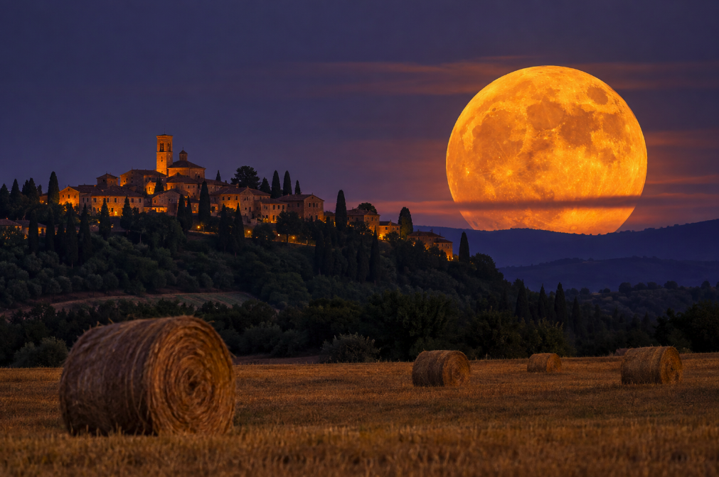 What Is the Harvest Moon, and Why Does It Look So Huge and Golden?